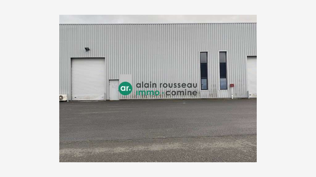 Local d'activité à louer 493m² à Cholet
