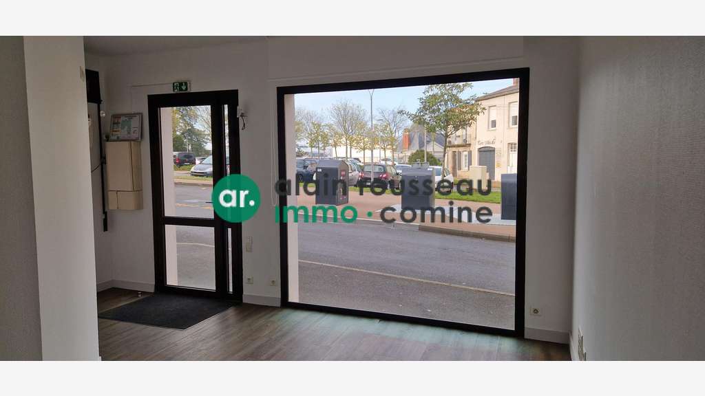 Local commercial 40m² à louer au centre de Cholet