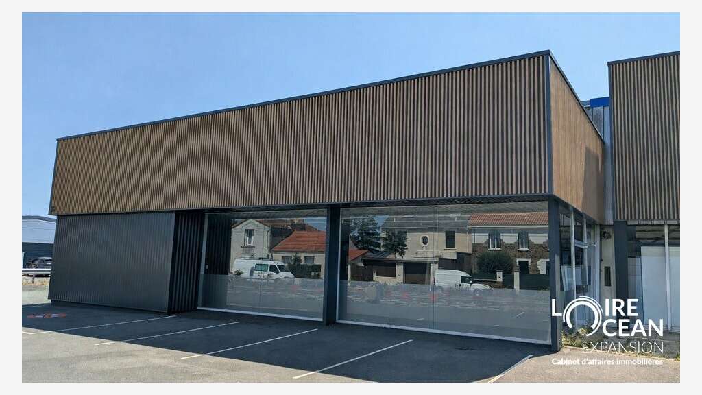 CHOLET - LOCAL COMMERCIAL à louer