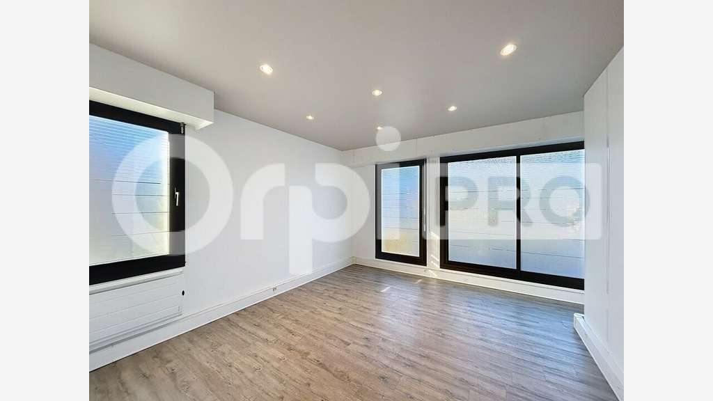 Local commercial 52m² à louer à Clermont