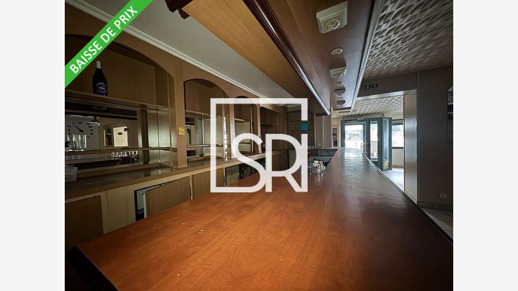 Local commercial 160m² à louer à Clermont Ferrand