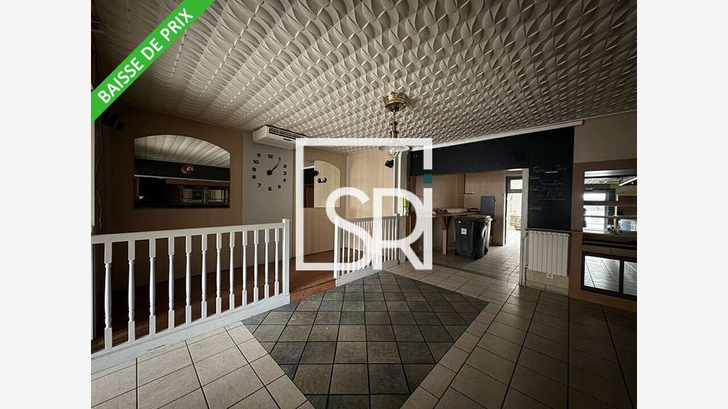 Local commercial 160m² à louer à Clermont Ferrand