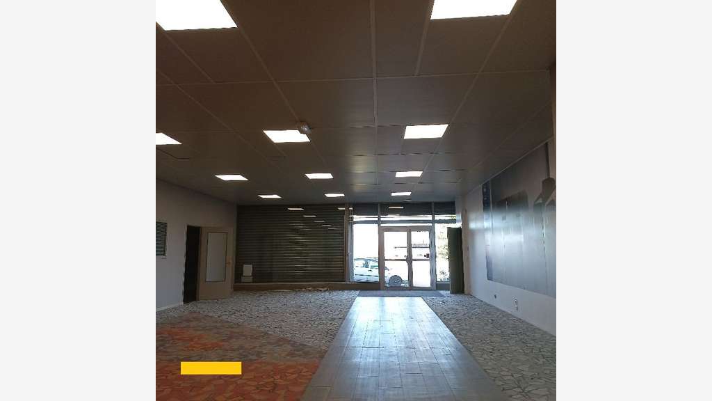 A louer local professionnel 450m² Clermont-Ferrand