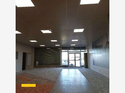 A louer local professionnel 450m² Clermont-Ferrand
