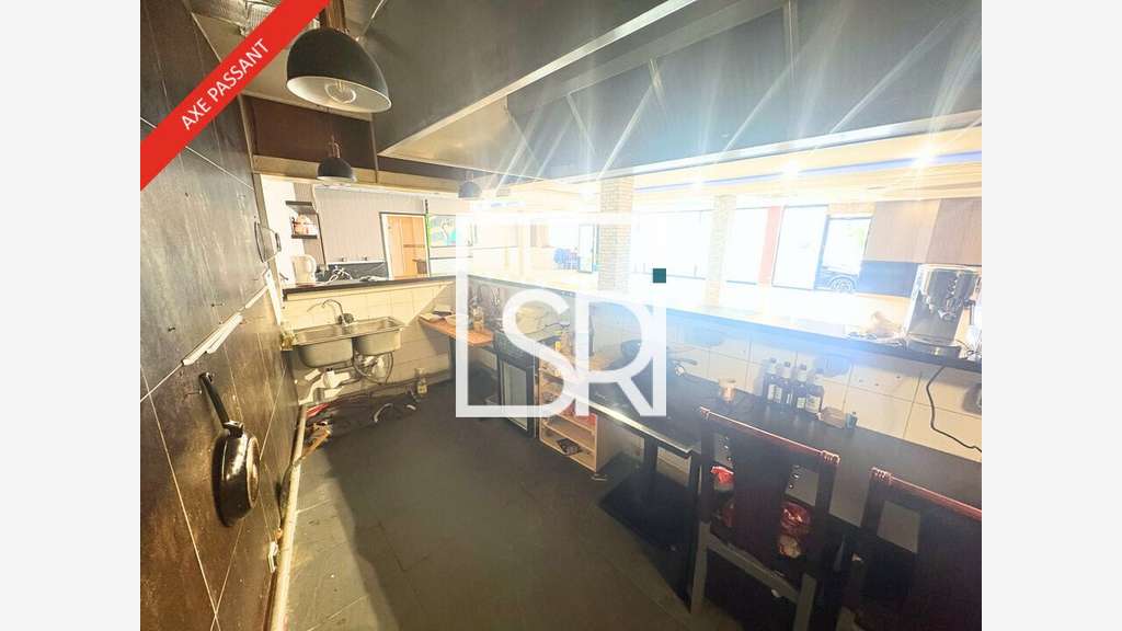 Local commercial 320m² à louer à Clermont-Ferrand