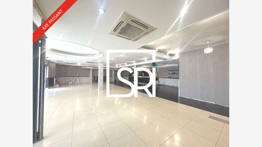 Local commercial 320m² à louer à Clermont-Ferrand