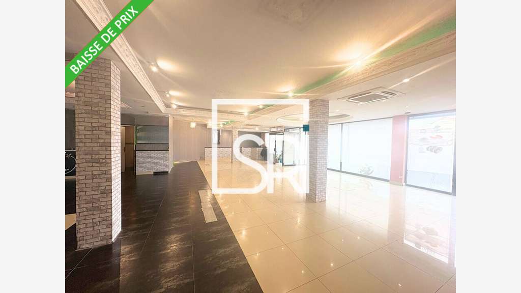 Local commercial 320m² à louer à Clermont-Ferrand