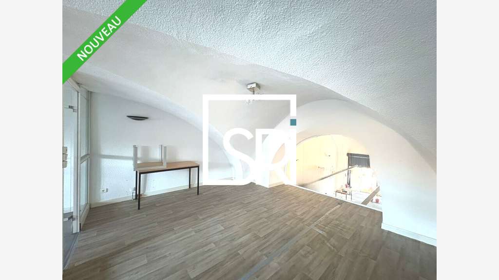 Loue local commercial de 164m² à Clermont Ferrand 