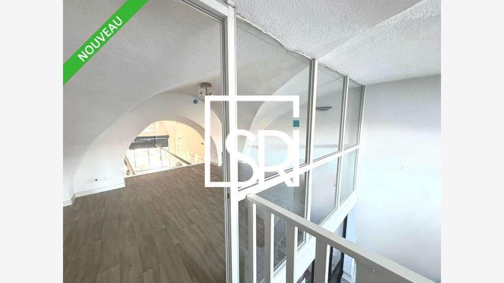 Loue local commercial de 164m² à Clermont Ferrand 