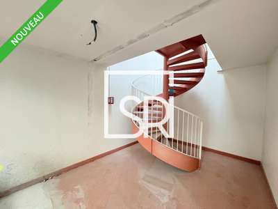 Loue local commercial de 164m² à Clermont Ferrand 