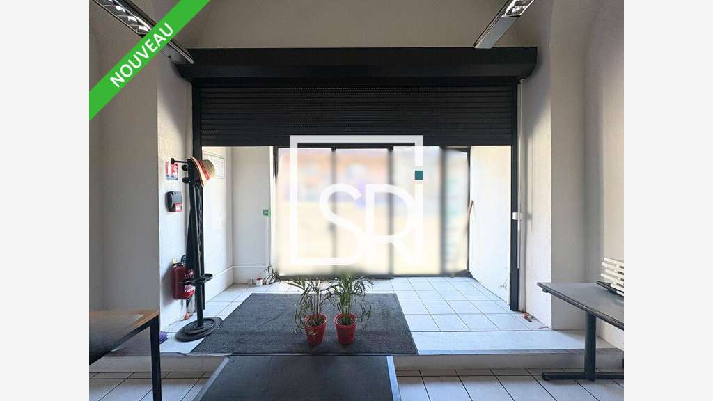 A louer local commercial 164m² centre Clermont-Fd