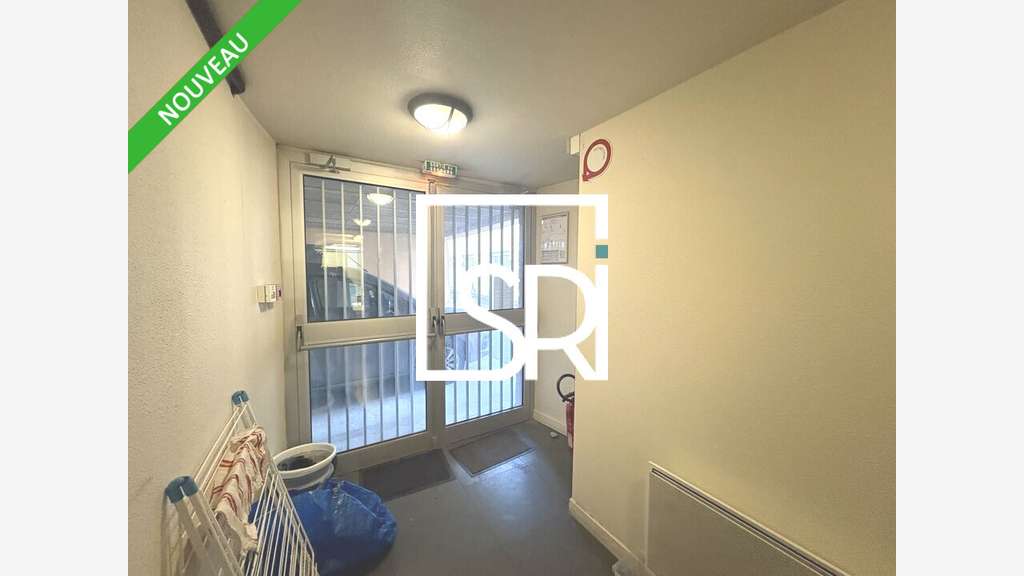 A louer local commercial 164m² centre Clermont-Fd