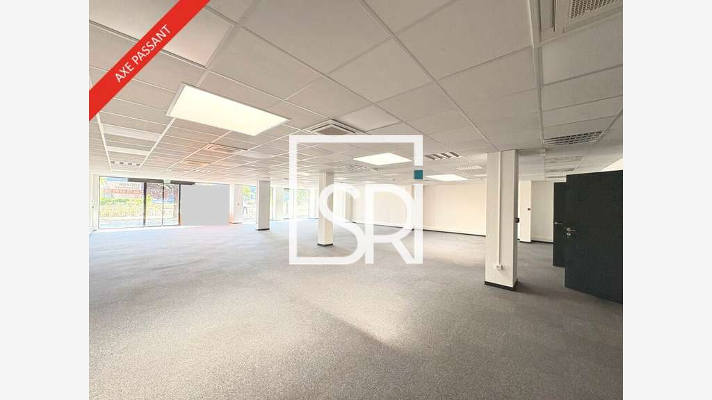 Local 220m² à louer Clermont-Ferrand ZAC du Brézet
