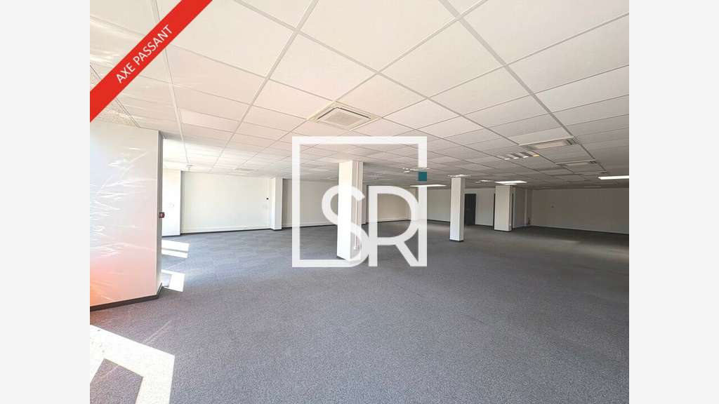 Local 220m² à louer Clermont-Ferrand ZAC du Brézet