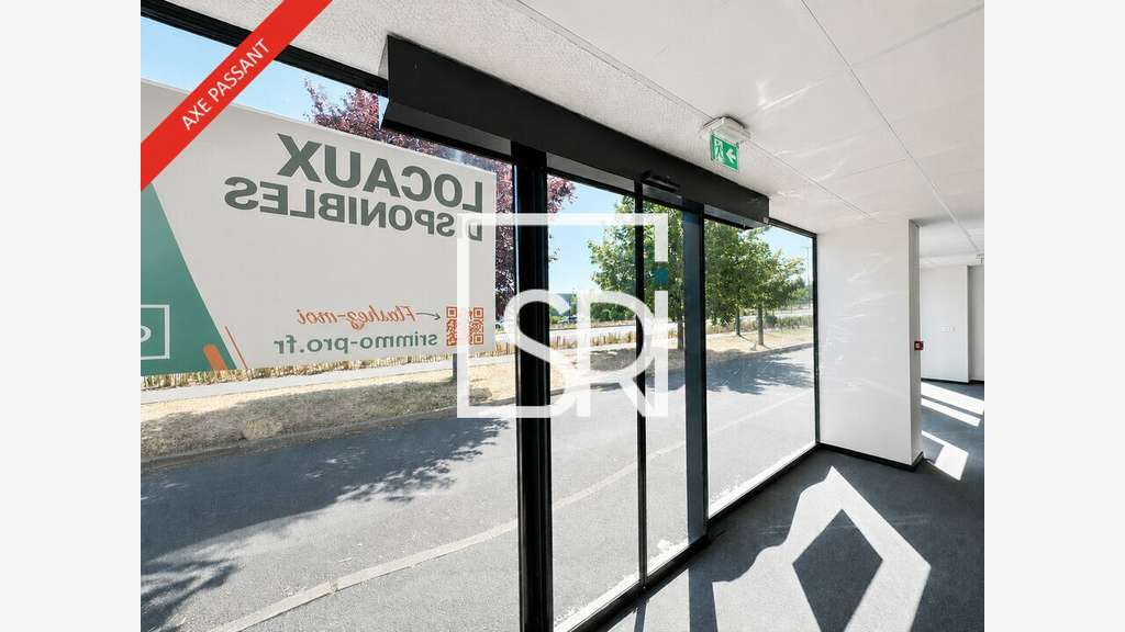 Local 220m² à louer Clermont-Ferrand ZAC du Brézet