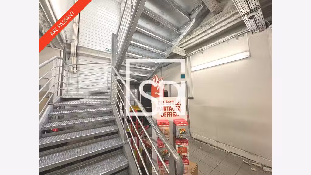 Local commercial 1380m² à louer Clermont Ferrand