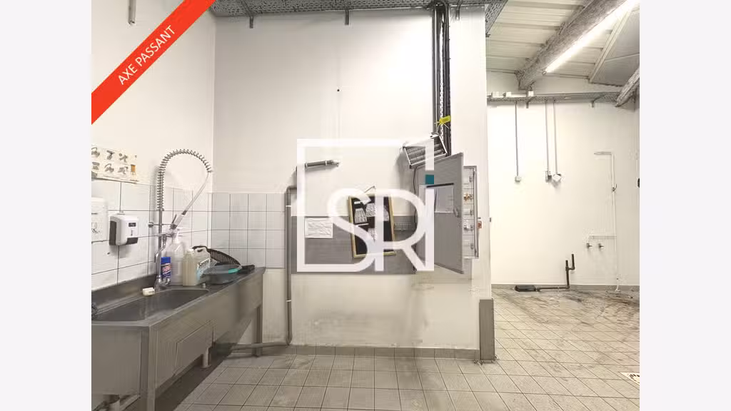 Local commercial 1380m² à louer Clermont Ferrand