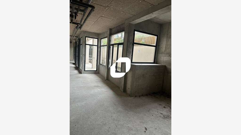 A louer Local commercial 189m² Clichy