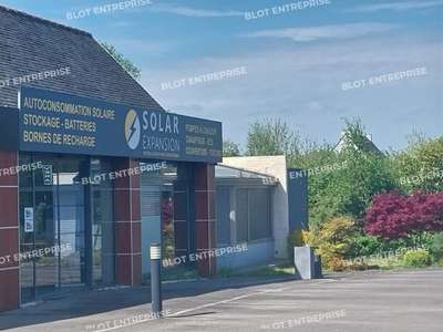A louer local commercial 325m² à Clohars-Fouesnant