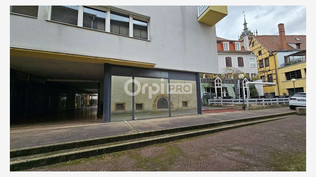 Local commercial de 52m² à louer à Colmar