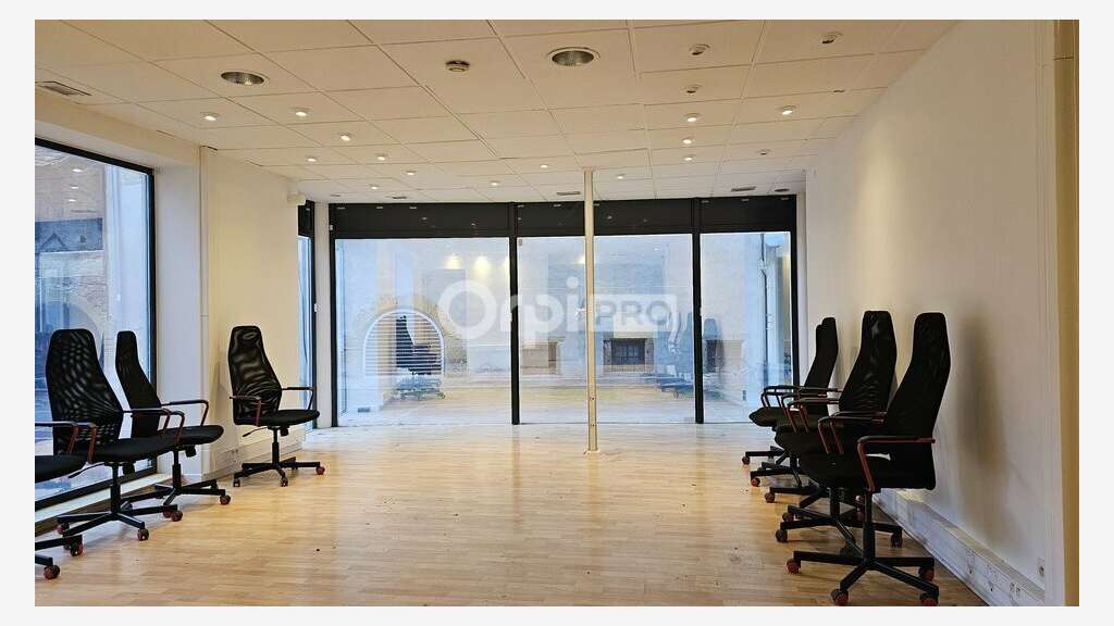 Local commercial de 52m² à louer à Colmar