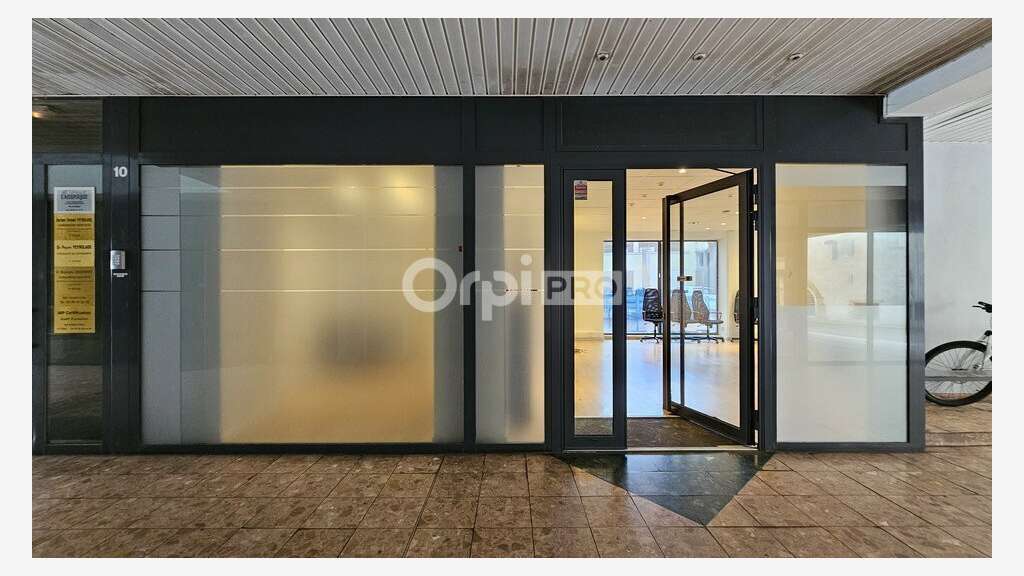 Local commercial de 52m² à louer à Colmar