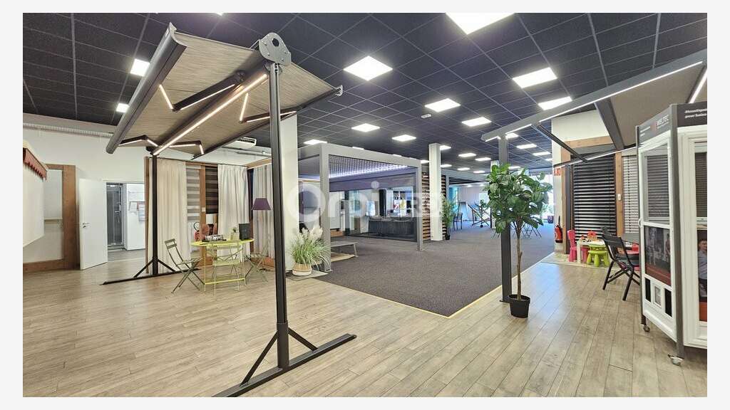 A louer local commercial 427m² ZI Nord Colmar