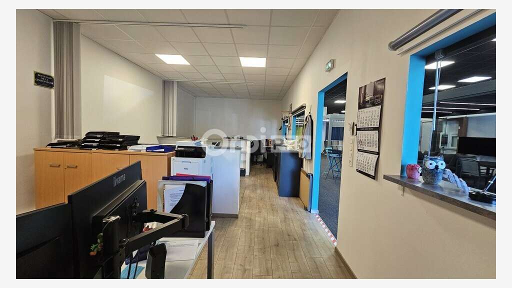 A louer local commercial 427m² ZI Nord Colmar