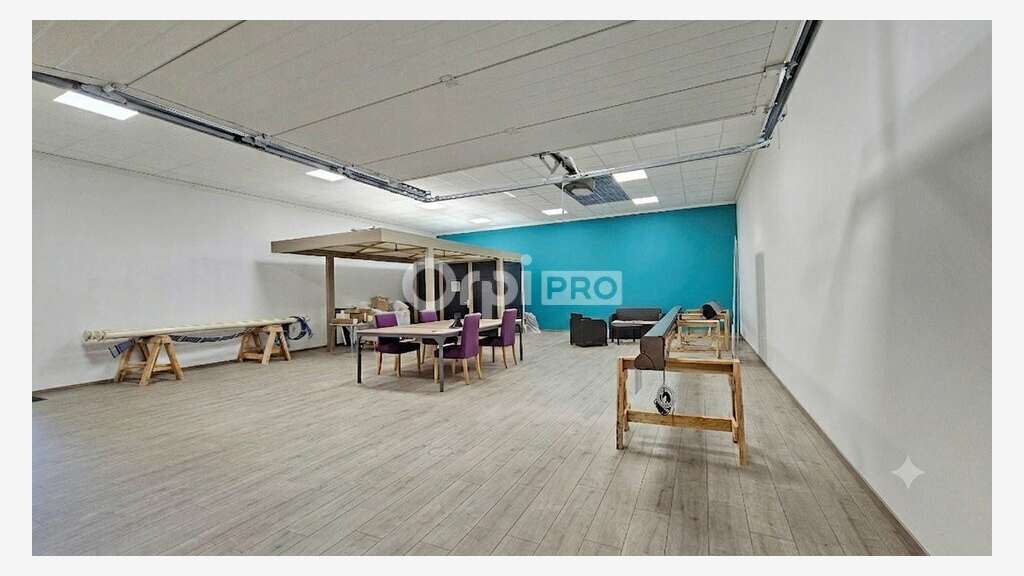 A louer local commercial 427m² ZI Nord Colmar