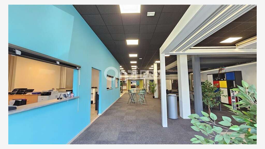 A louer local commercial 427m² ZI Nord Colmar