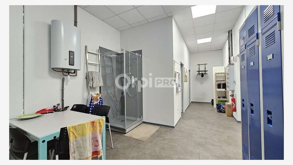 A louer local commercial 427m² ZI Nord Colmar