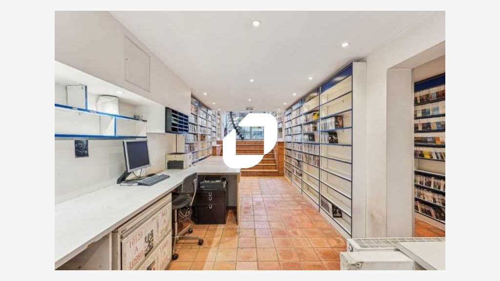 A louer Local commercial 211m² Colombes