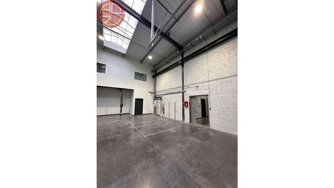 A louer local commercial de 650m² à Colomiers
