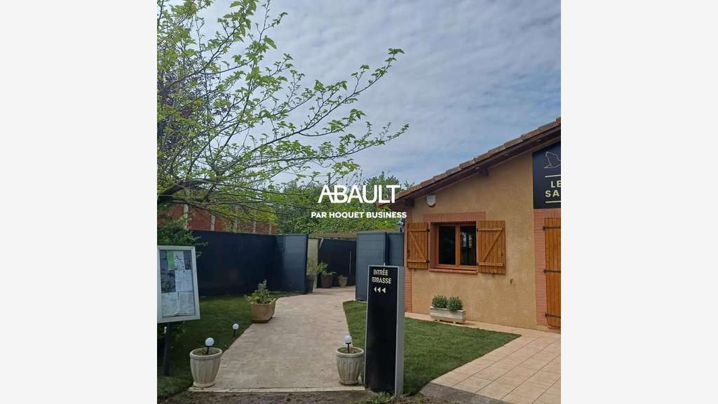 Local ancien restaurant 300m² à louer à Colomiers