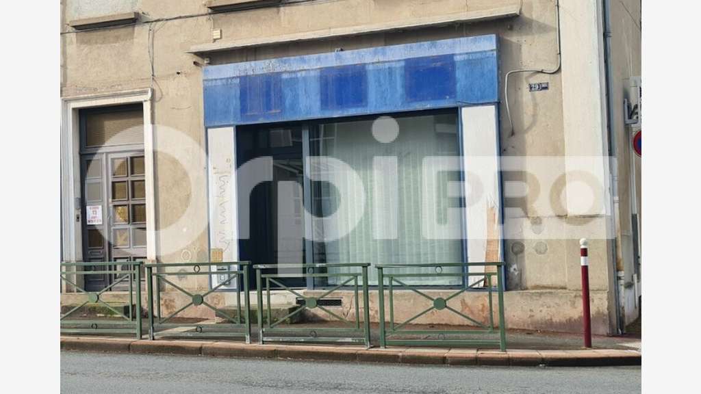 Local commercial 36m² à louer à Commentry