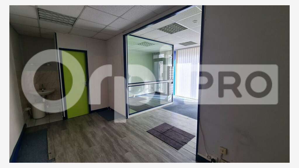 Local commercial 36m² à louer à Commentry