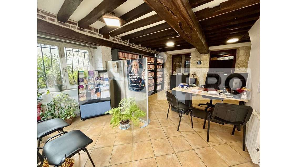 A louer local commercial 43m² à Compiègne centre