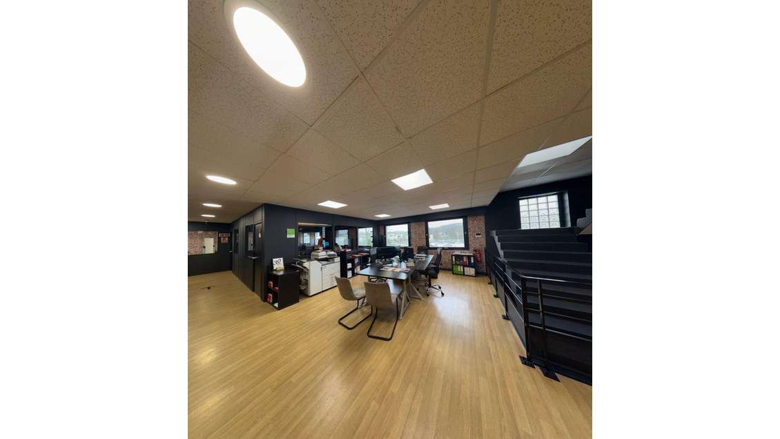 Location local d'activités 592m² à Compiègne