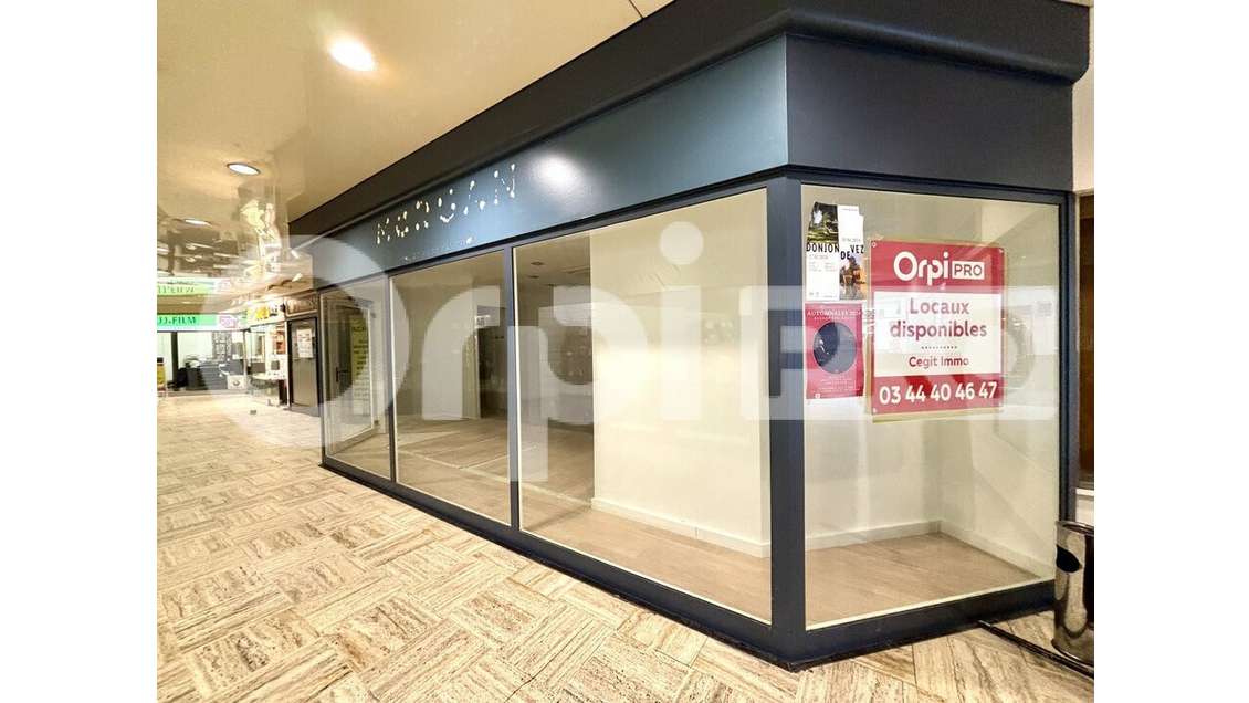 A louer local commercial 48m² à Compiègne centre