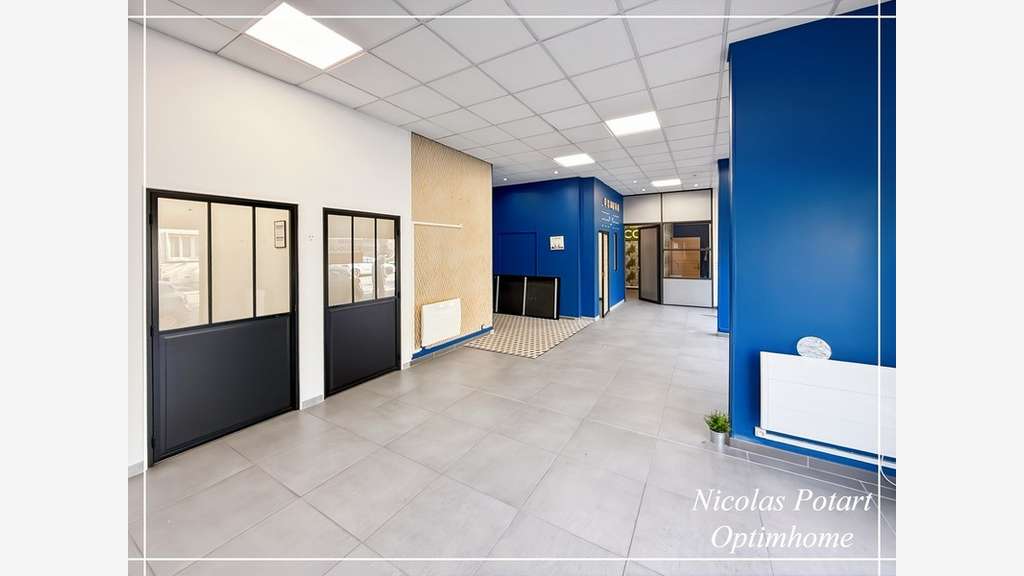 Local commercial de 100m² à louer à Compiègne