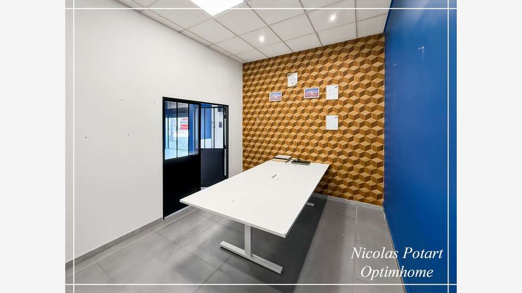 Local commercial de 100m² à louer à Compiègne