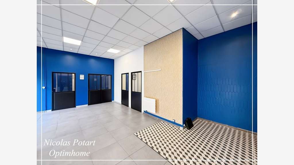 Local commercial de 100m² à louer à Compiègne
