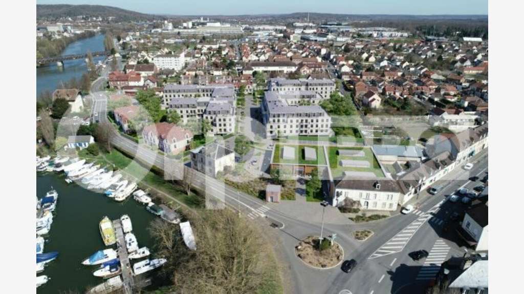 A louer local 77m² nouveau quartier de Compiègne