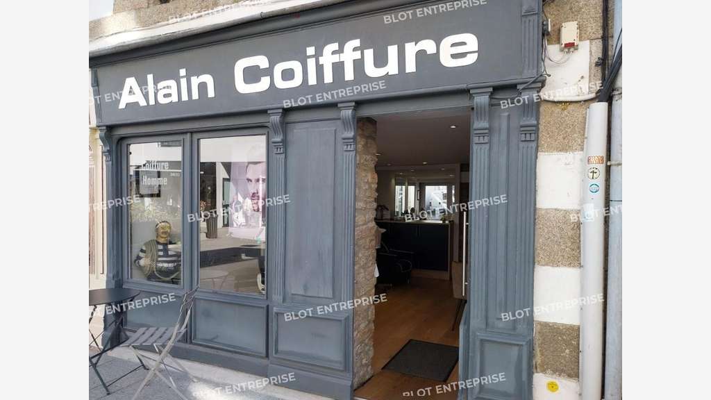 À LOUER - LOCAL COMMERCIAL - 44 m² - CONCARNEAU