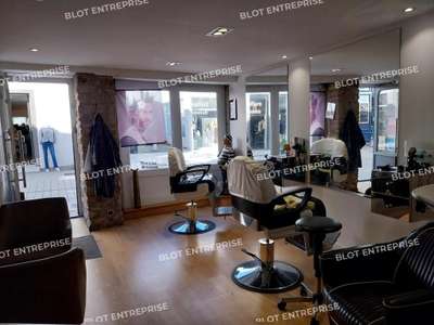 À LOUER - LOCAL COMMERCIAL - 44 m² - CONCARNEAU