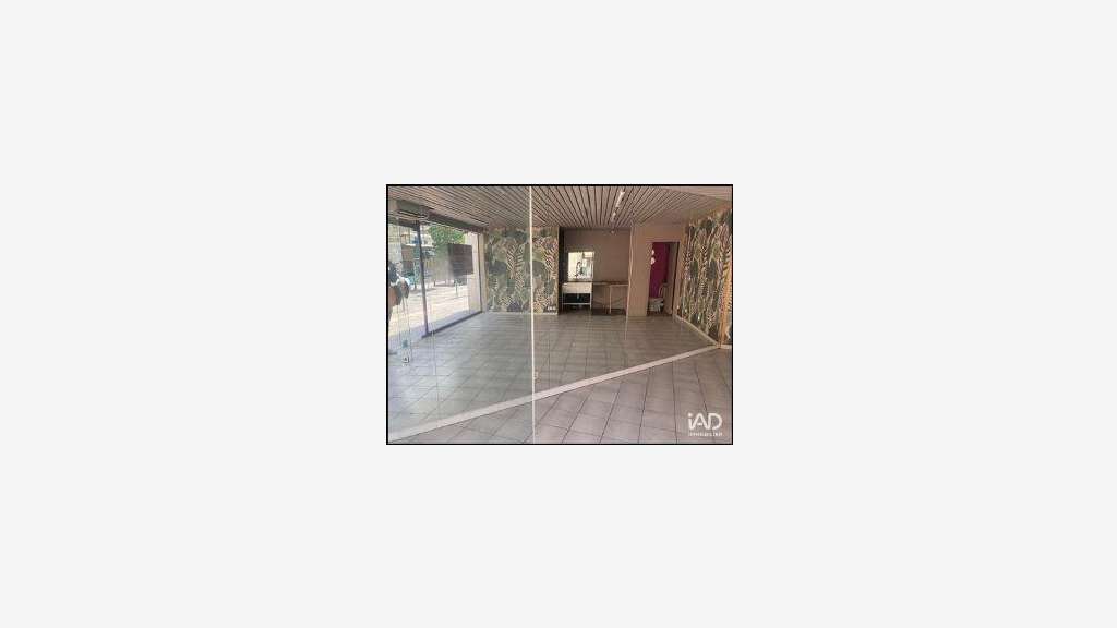Boutique à Courbevoie