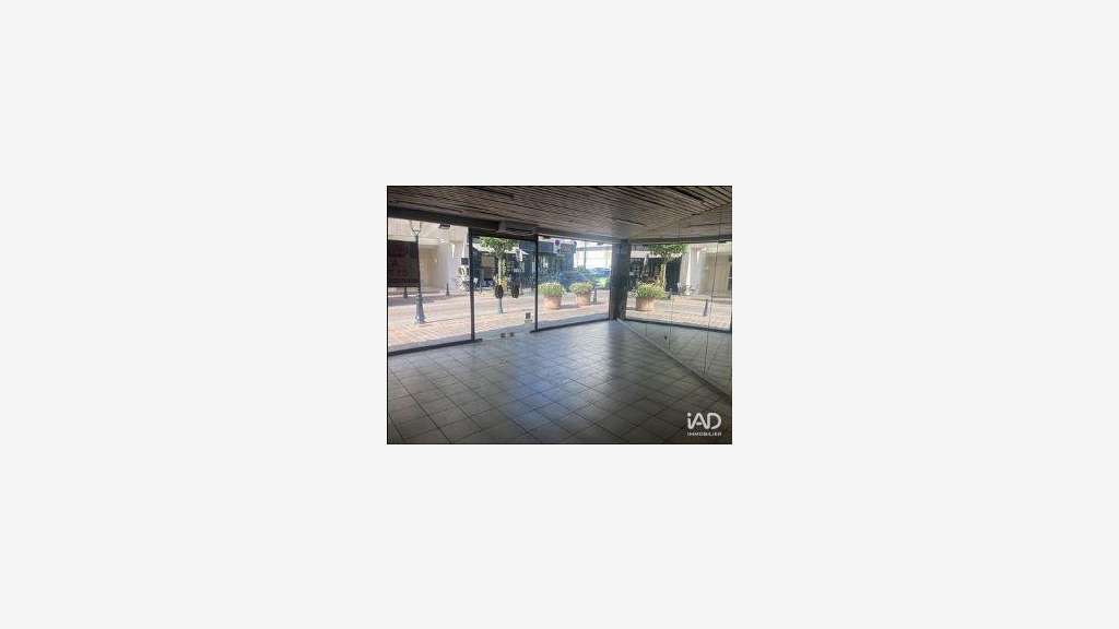 Boutique à Courbevoie