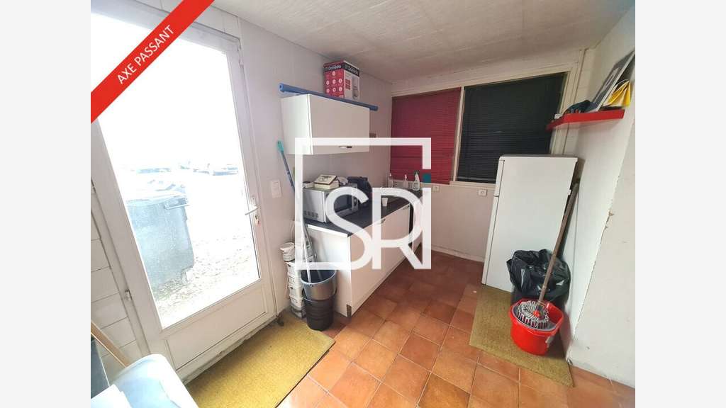 Local 335m² à louer ZA Cournon d'Auvergne