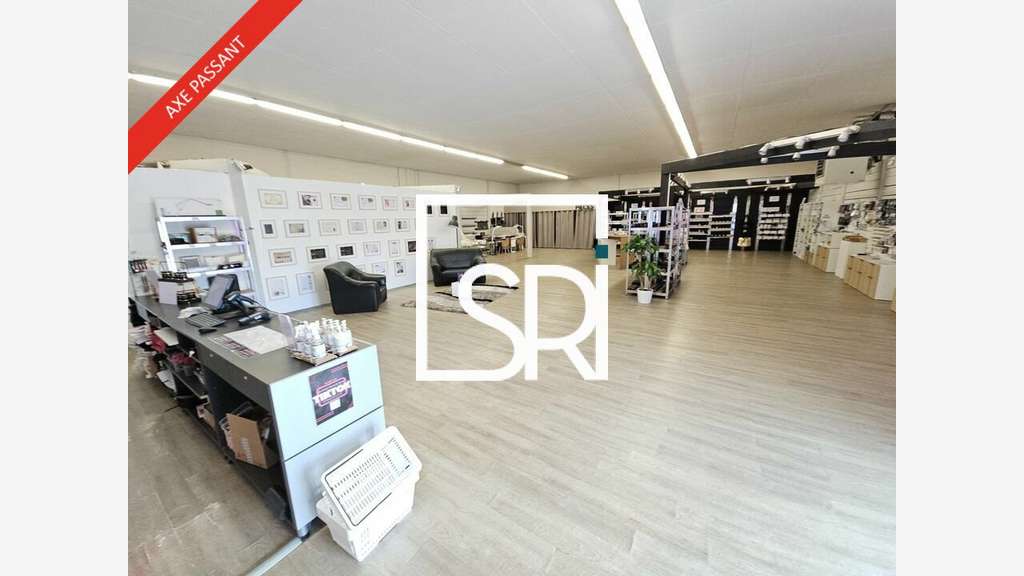Local 335m² à louer ZA Cournon d'Auvergne