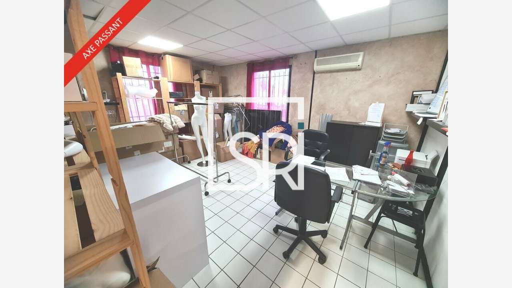 Local 335m² à louer ZA Cournon d'Auvergne